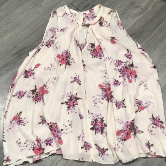 Free People Sleeveless Keyhole Floral Tank size S - Picture 6 of 7